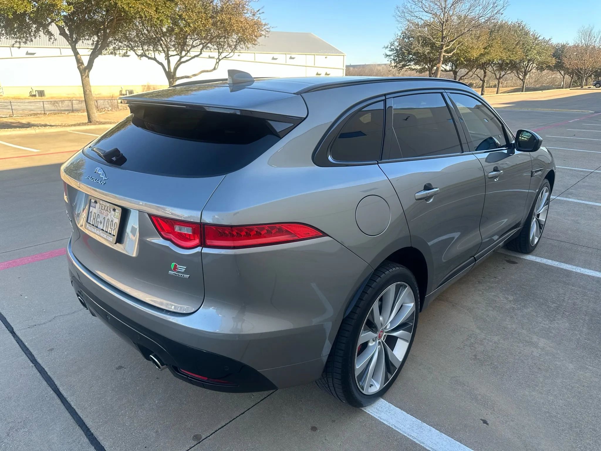 Used 2019 Jaguar F-PACE S AWD/4WD image 9