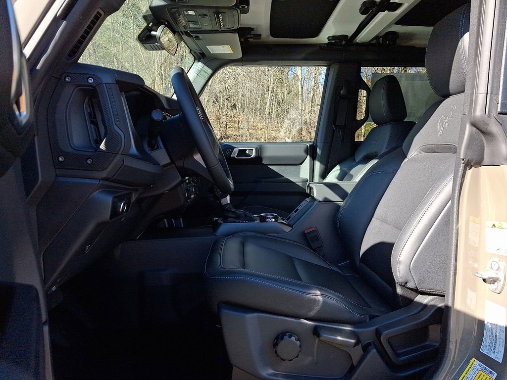 New 2025 Ford Bronco Badlands AWD/4WD image 6