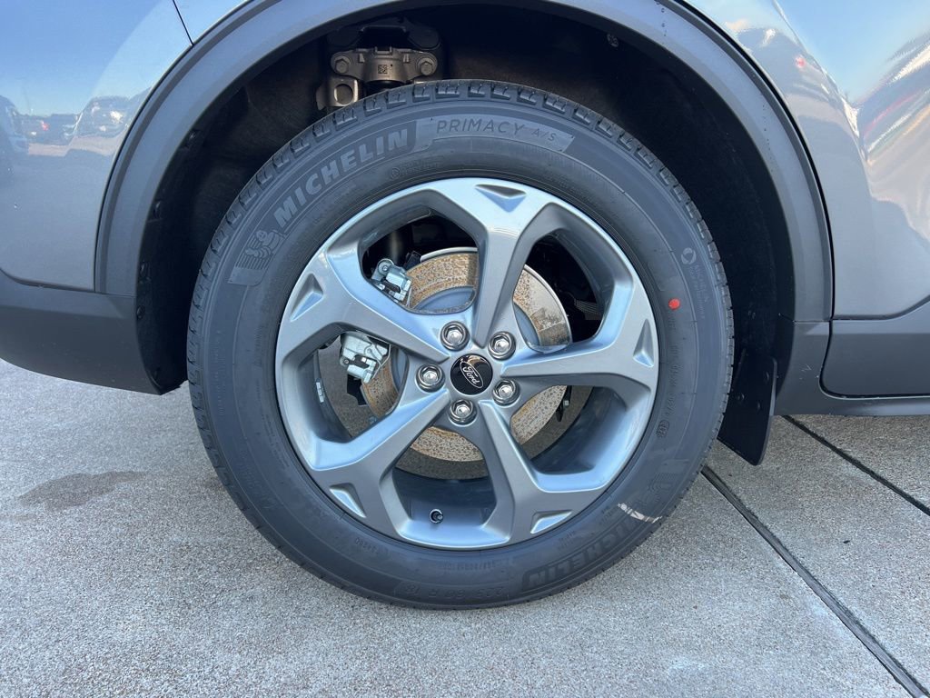 New 2026 Ford Escape ST-Line w/ Tech Pack #1 FWD image 7