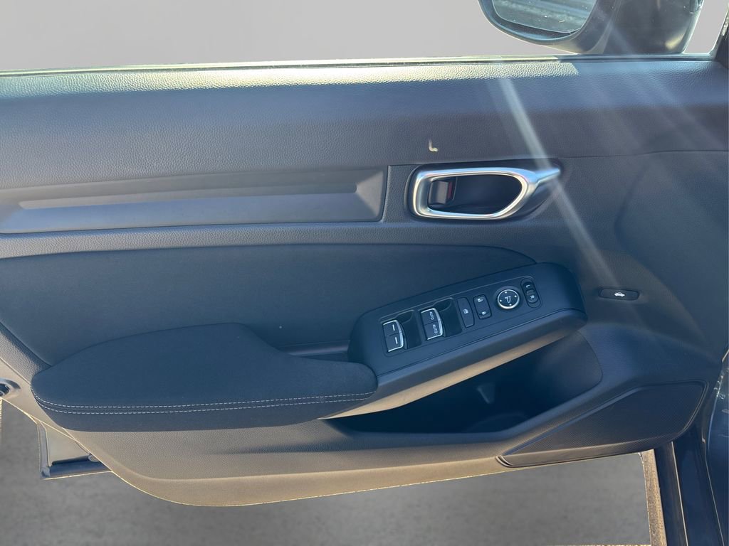 Used 2023 Honda Civic Sport image 22