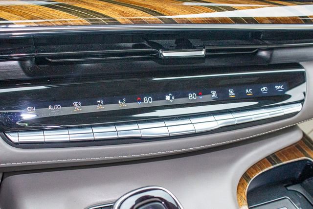 Used 2023 Cadillac Escalade ESV Premium Luxury Platinum w/ LPO, Radiant Package image 35