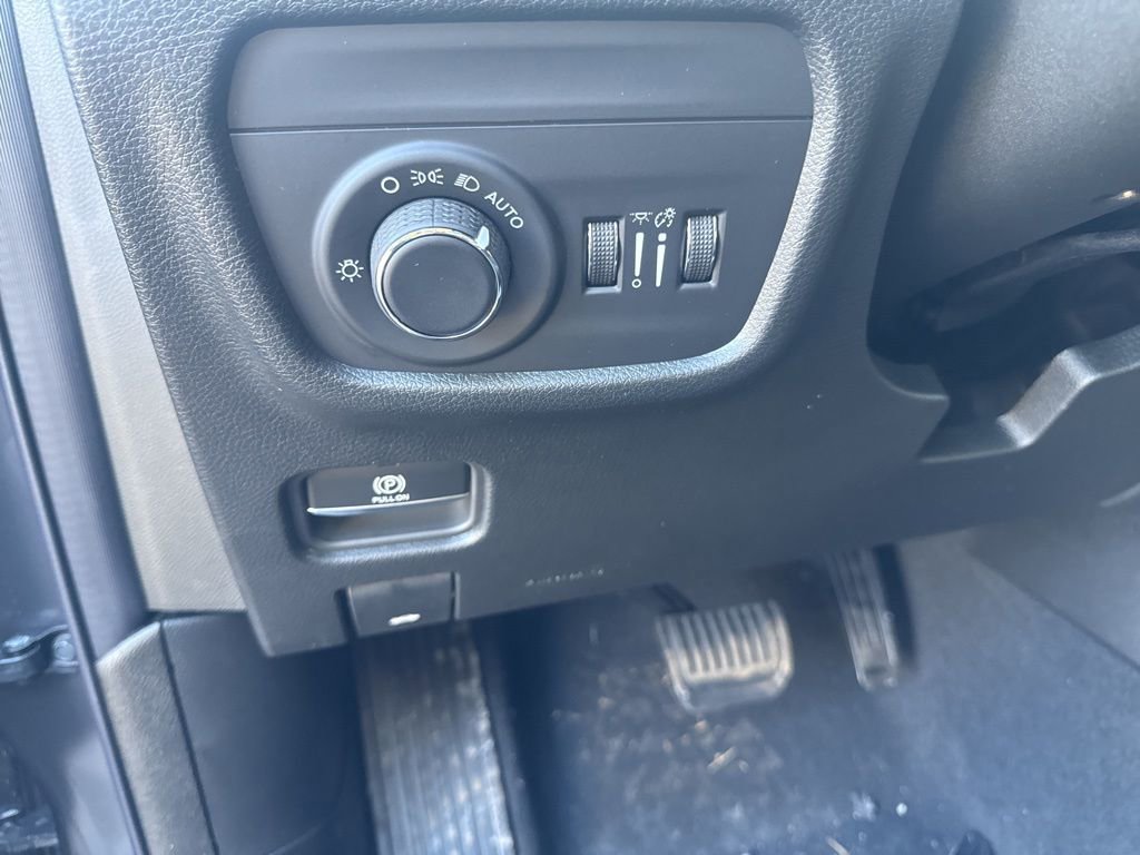 New 2026 Jeep Grand Cherokee Laredo X AWD/4WD image 17