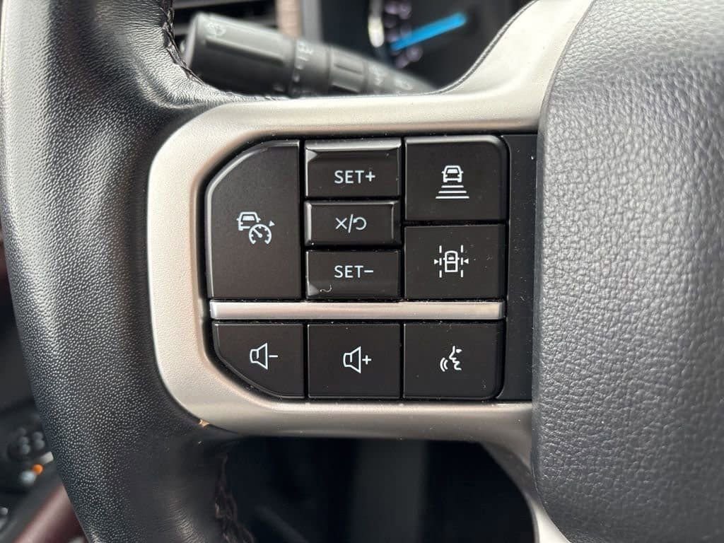 Used 2024 Ford Expedition Limited image 21