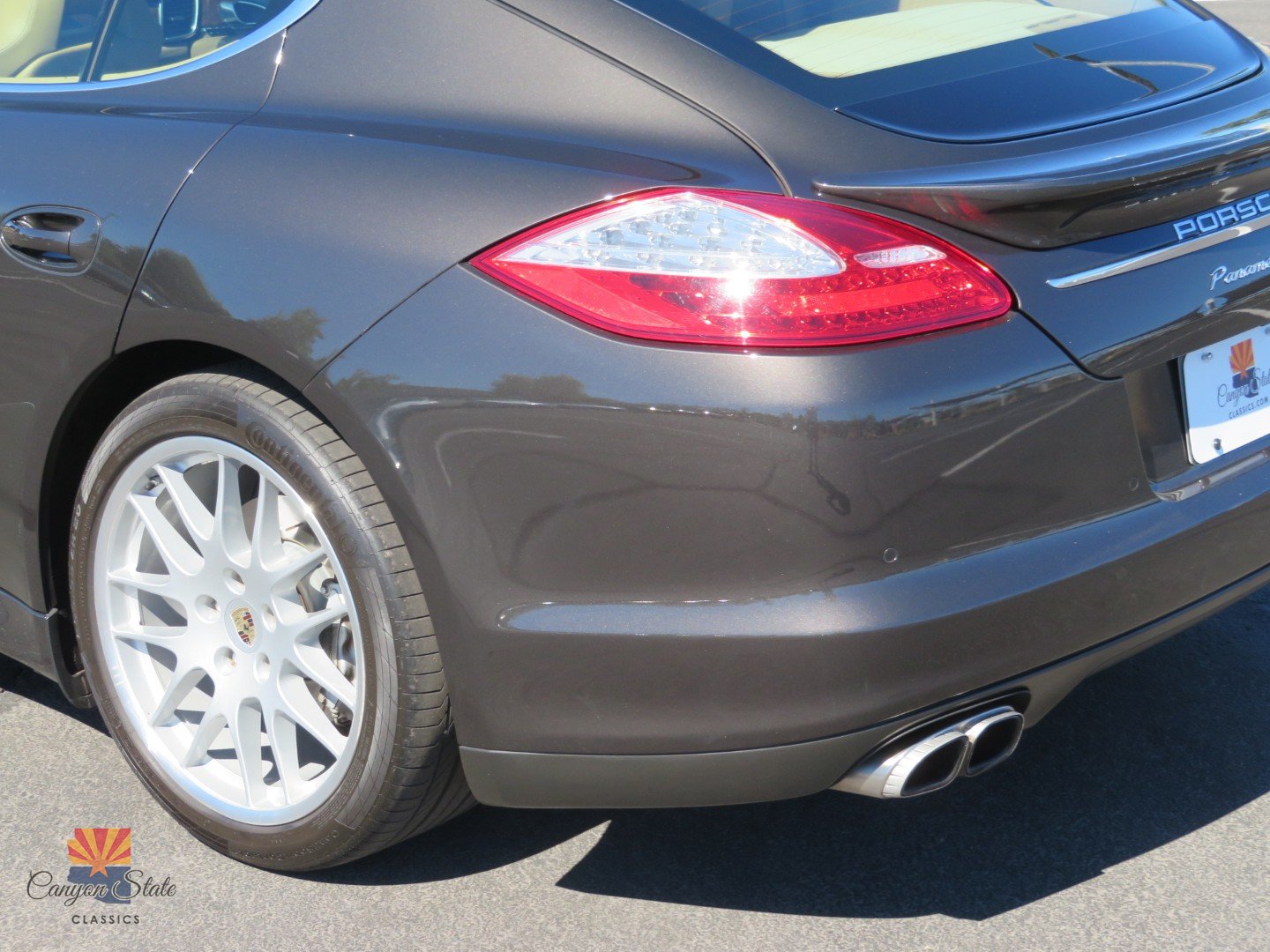 Used 2010 Porsche Panamera S RWD image 16