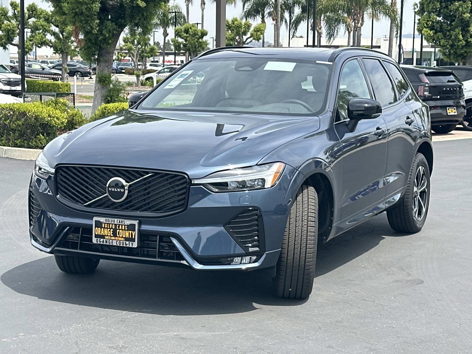 New 2026 Volvo XC60 B5 Core w/ Climate Package AWD/4WD image 3