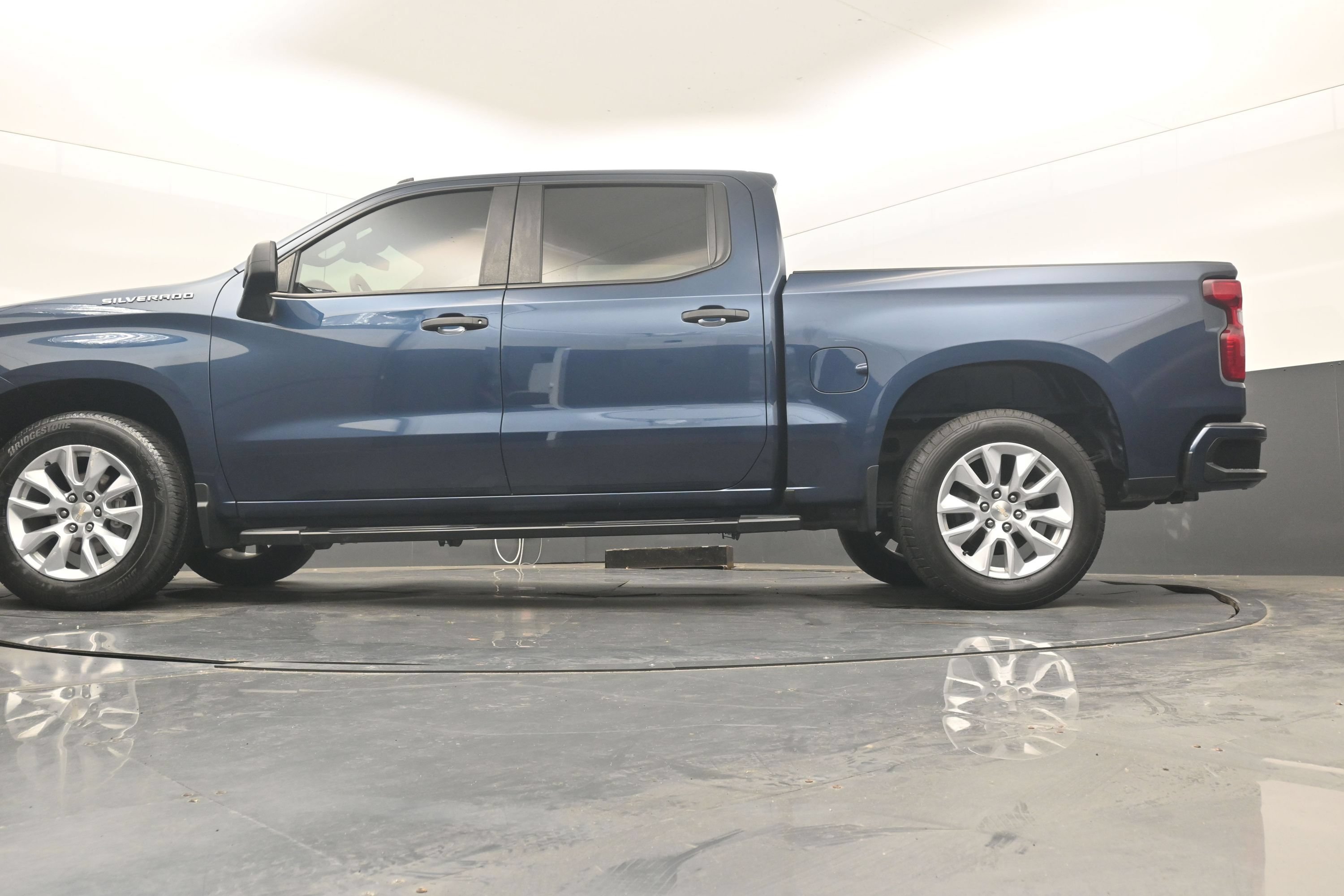 Used 2022 Chevrolet Silverado 1500 Custom RWD image 22