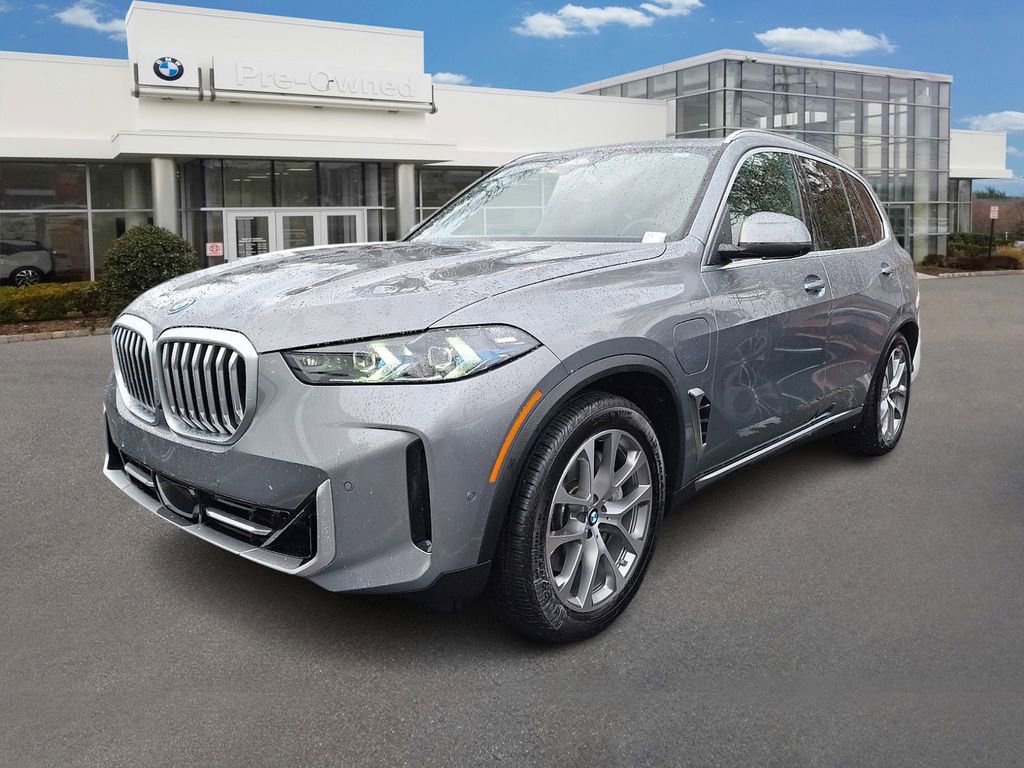 Used 2026 BMW X5 xDrive50e w/ Climate Comfort Package image 1