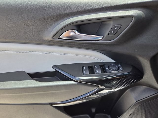 Used 2024 Chevrolet Trax LT FWD image 21