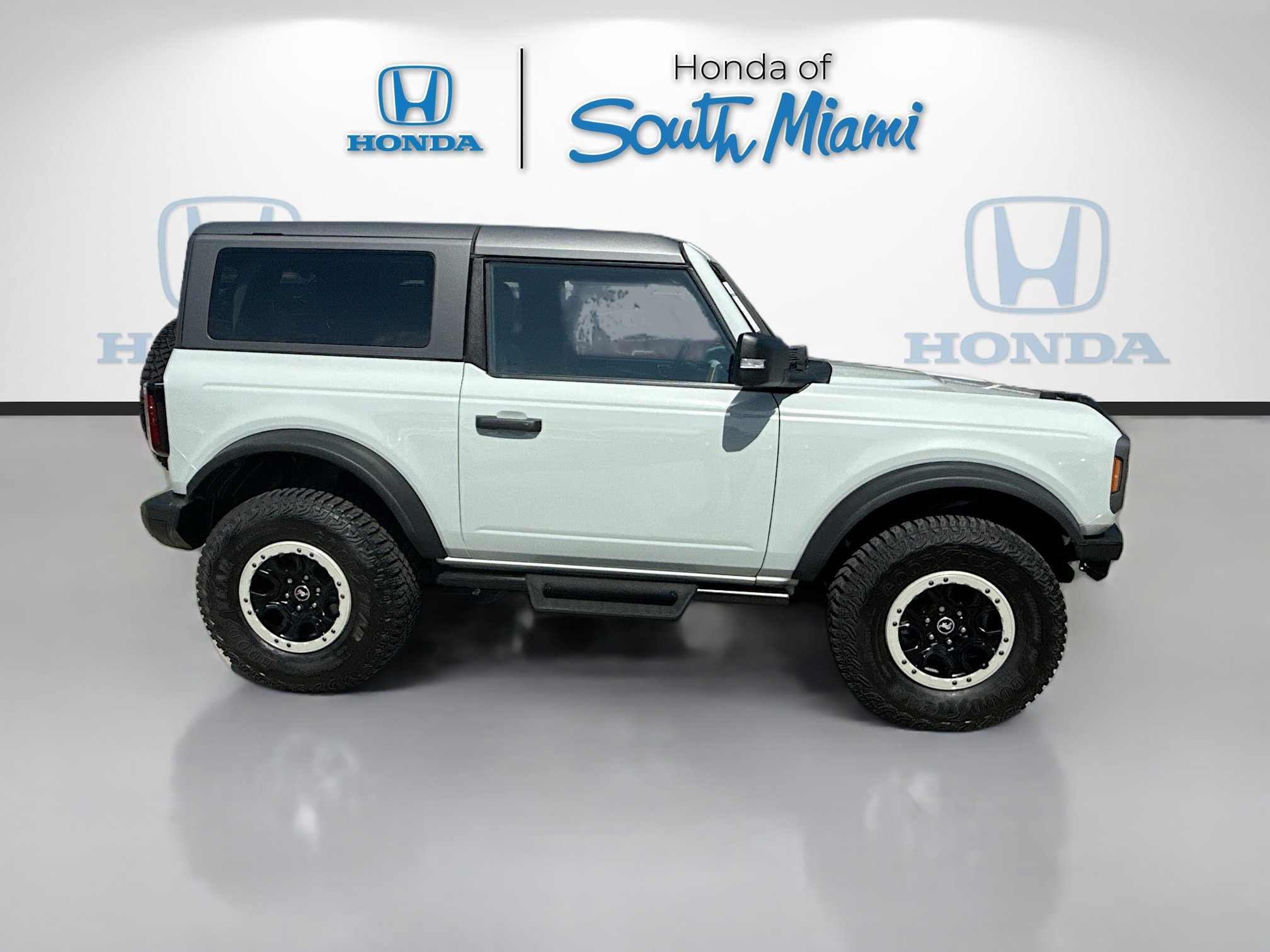 Used 2023 Ford Bronco Badlands w/ Sasquatch Package image 8