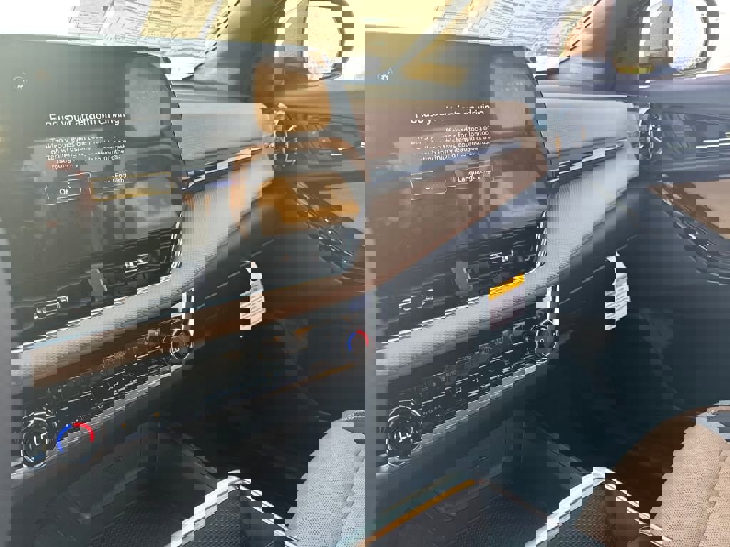 New 2026 Chevrolet Equinox ACTIV w/ Convenience Package III image 19