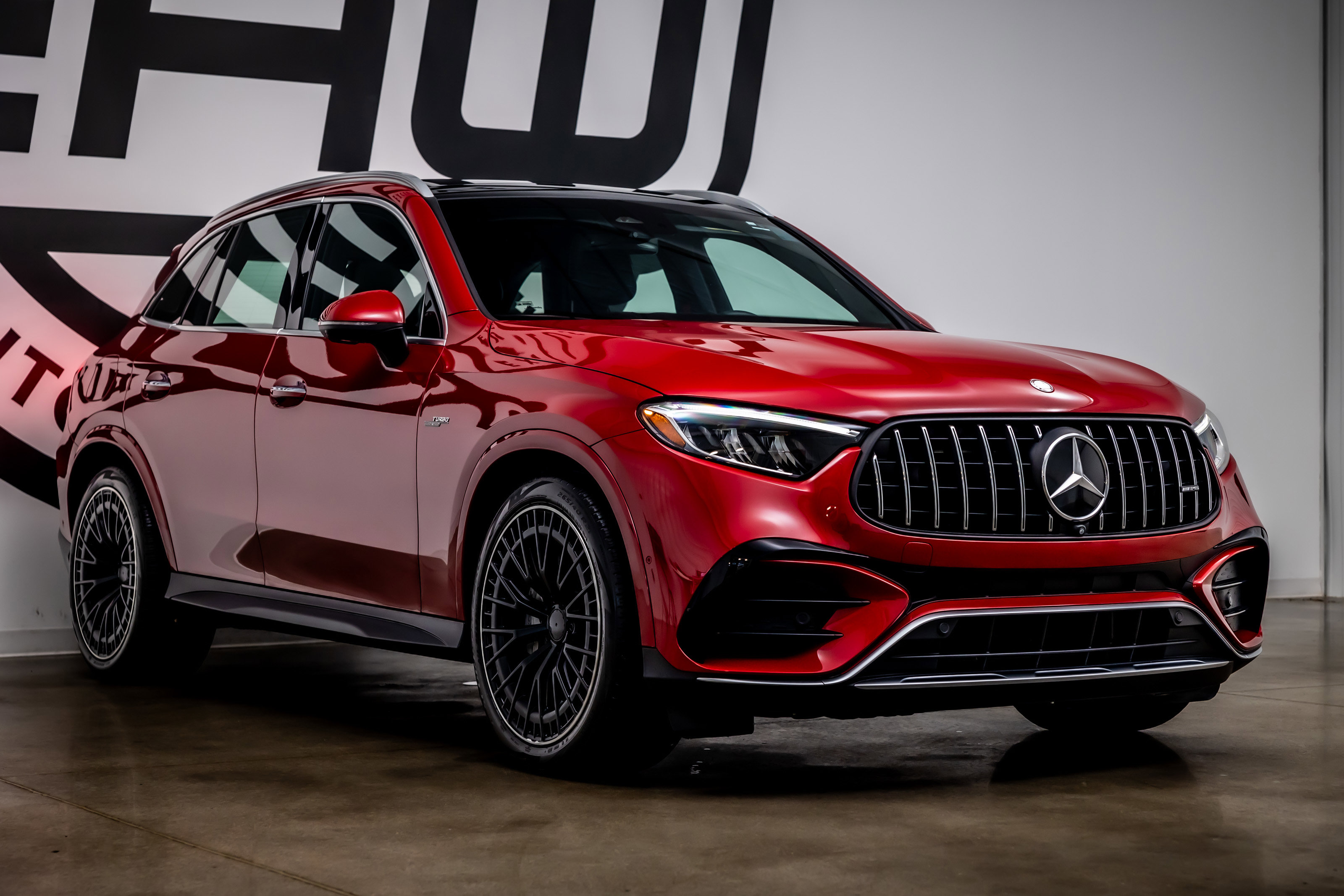 Used 2024 Mercedes-Benz GLC 43 AMG 4MATIC image 26