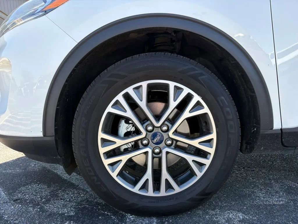Used 2020 Ford Escape SEL AWD/4WD image 27