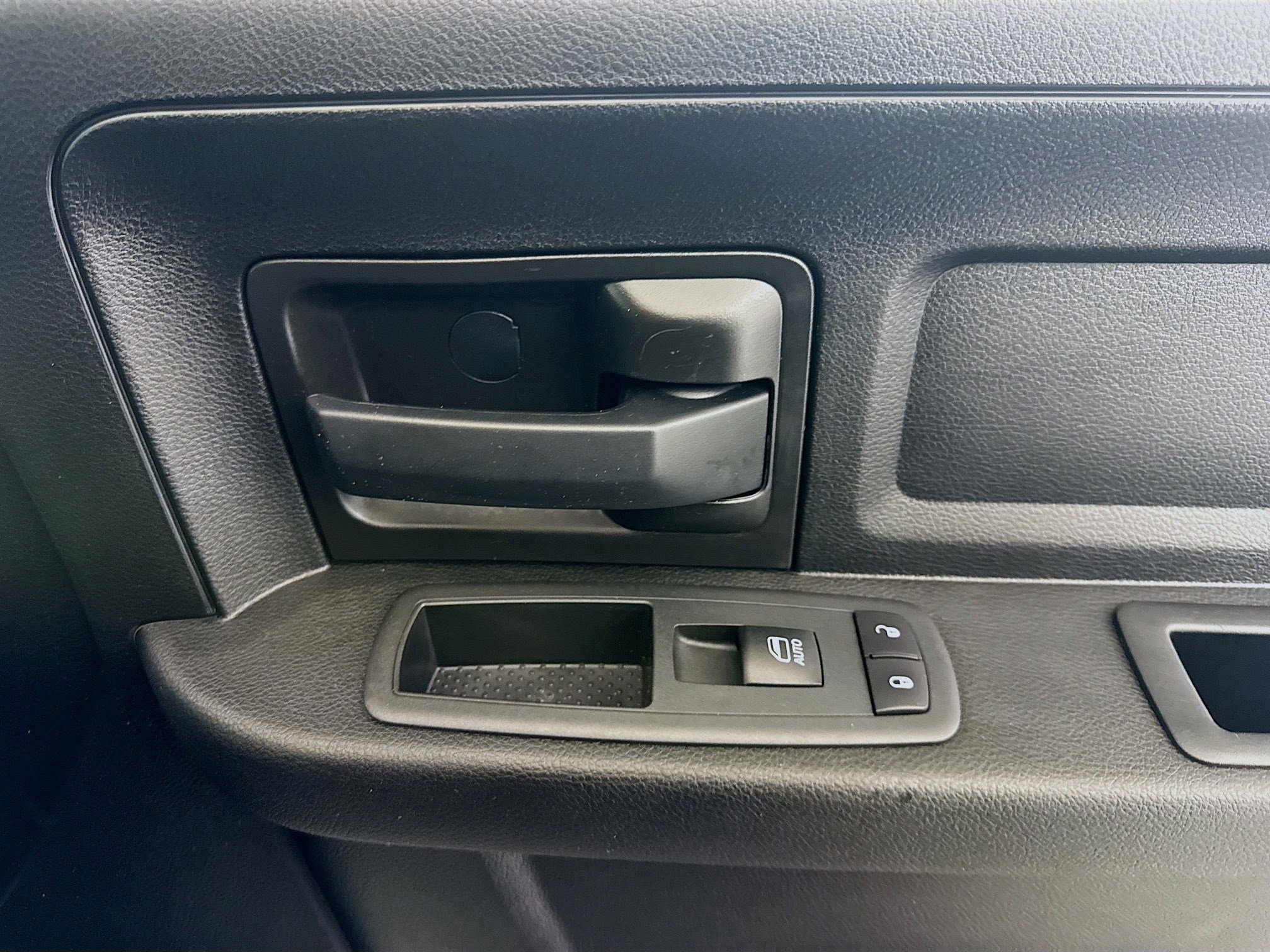 Used 2020 RAM 1500 Tradesman w/ Chrome Plus Package image 30