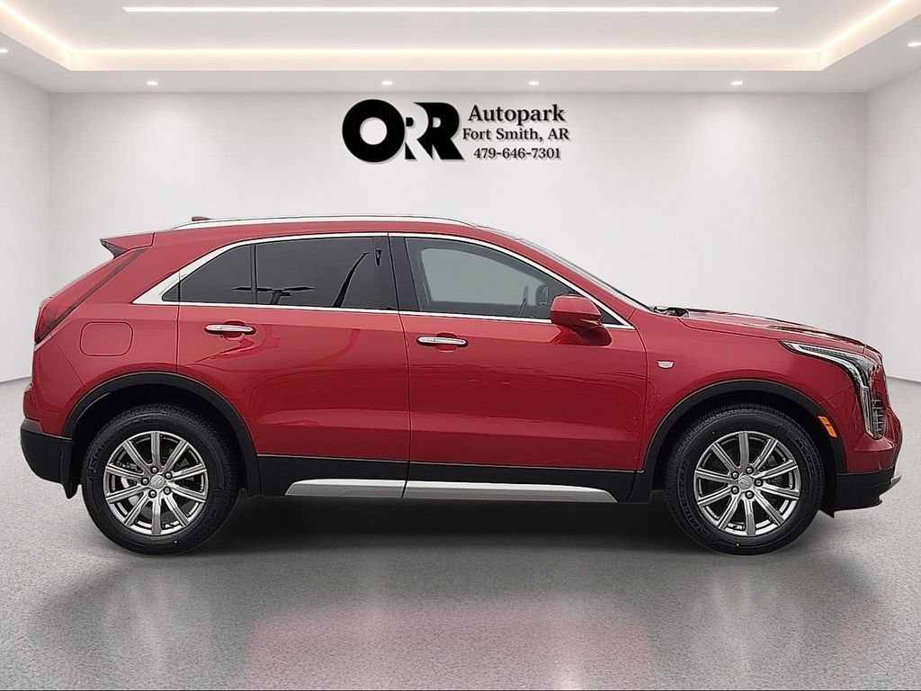 Used 2019 Cadillac XT4 Premium Luxury FWD image 6