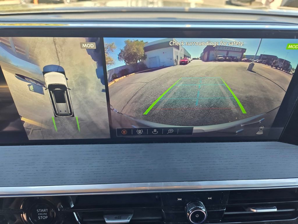 Certified 2025 INFINITI QX80 Sensory image 17