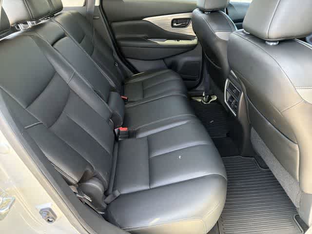 Used 2017 Nissan Murano SL w/ SL Technology Package FWD image 18