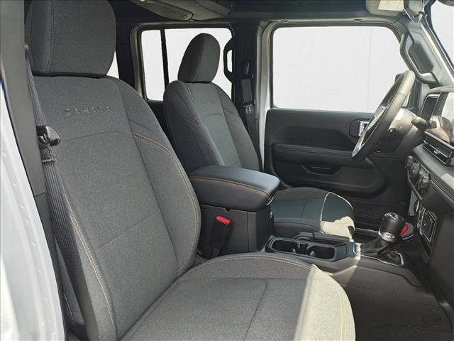 Used 2024 Jeep Wrangler Sahara image 22