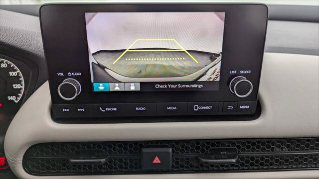 Used 2025 Honda HR-V LX image 29