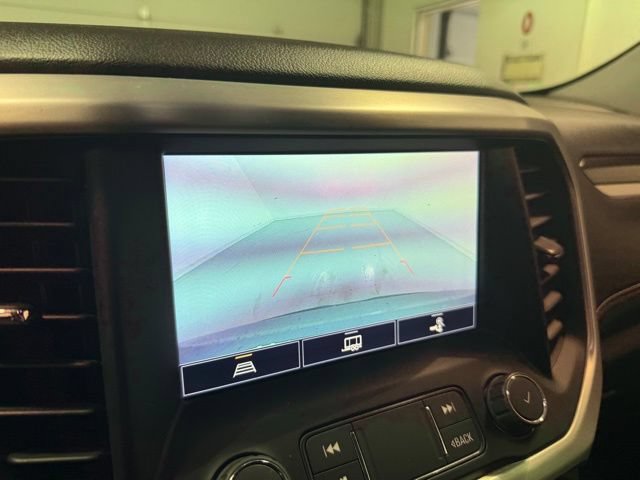 Certified 2021 GMC Acadia SLT w/ Trailering Package AWD/4WD image 22