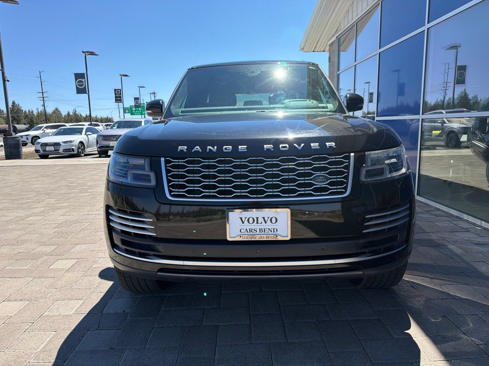 Used 2018 Land Rover Range Rover Autobiography AWD/4WD image 3