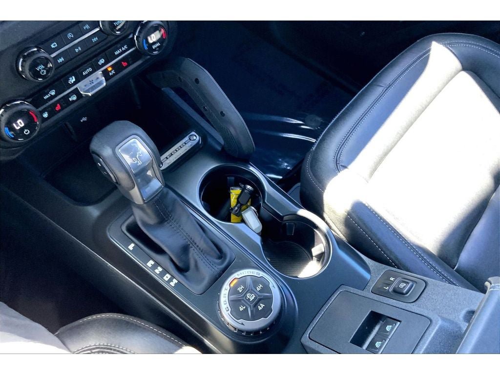Used 2026 Ford Bronco Badlands AWD/4WD image 17