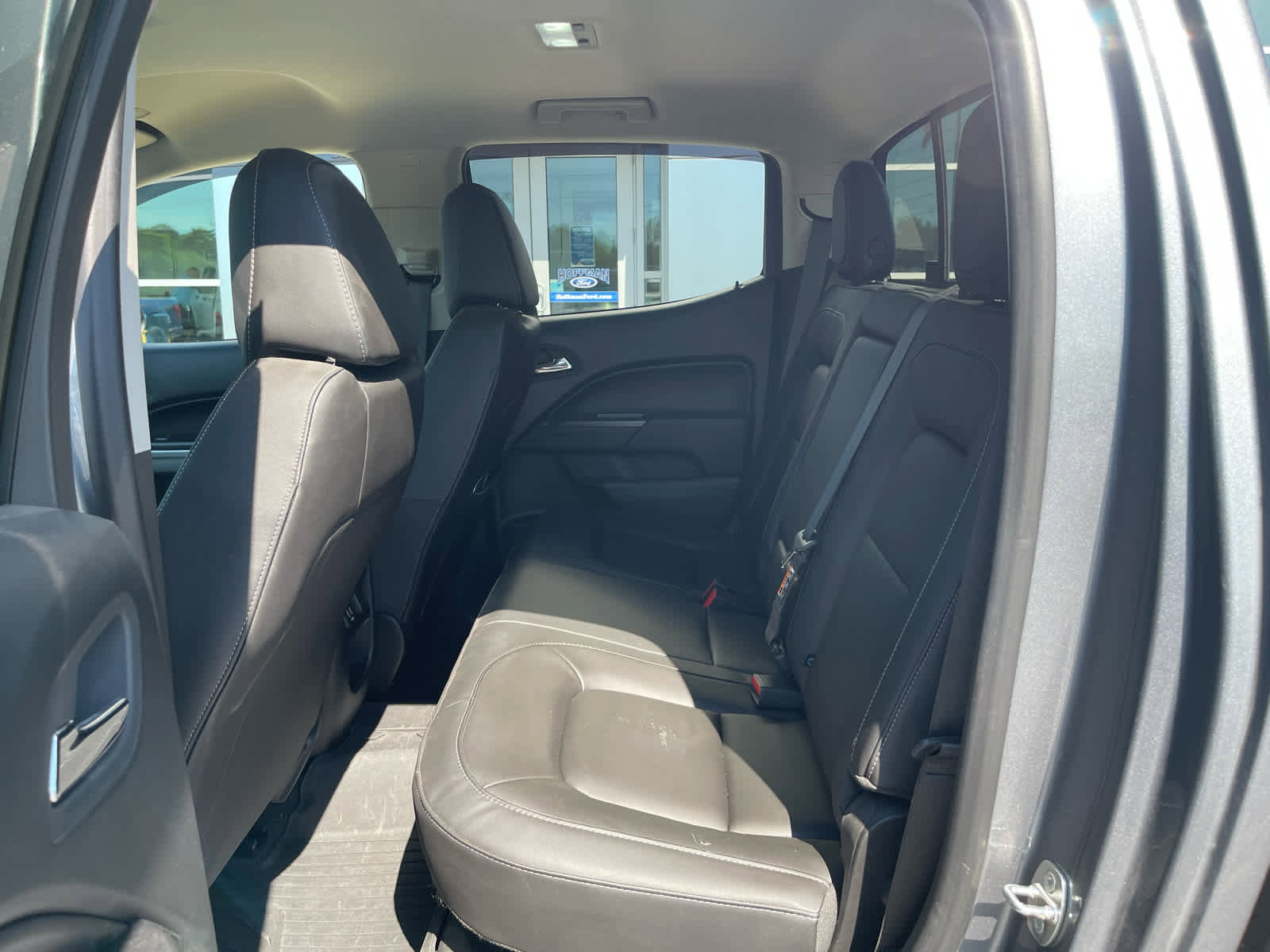 Used 2022 Chevrolet Colorado LT w/ Luxury Package AWD/4WD image 9
