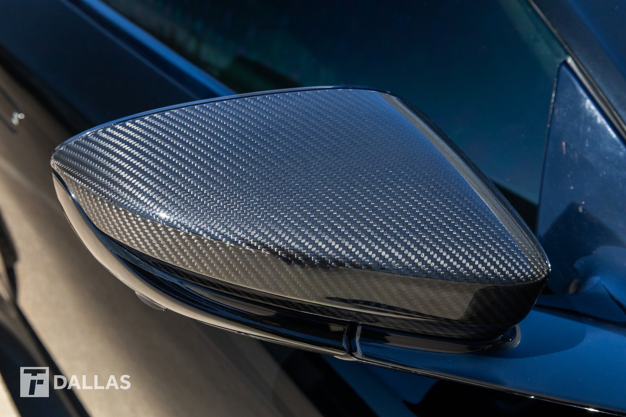 Used 2020 Aston Martin DBS Superleggera RWD image 22