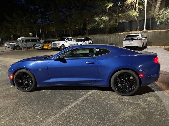 Used 2020 Chevrolet Camaro LT RWD image 11