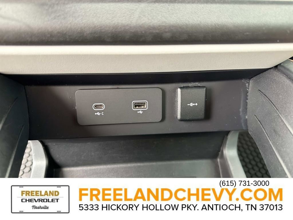 Used 2022 Land Rover Defender 110 X-Dynamic SE image 30