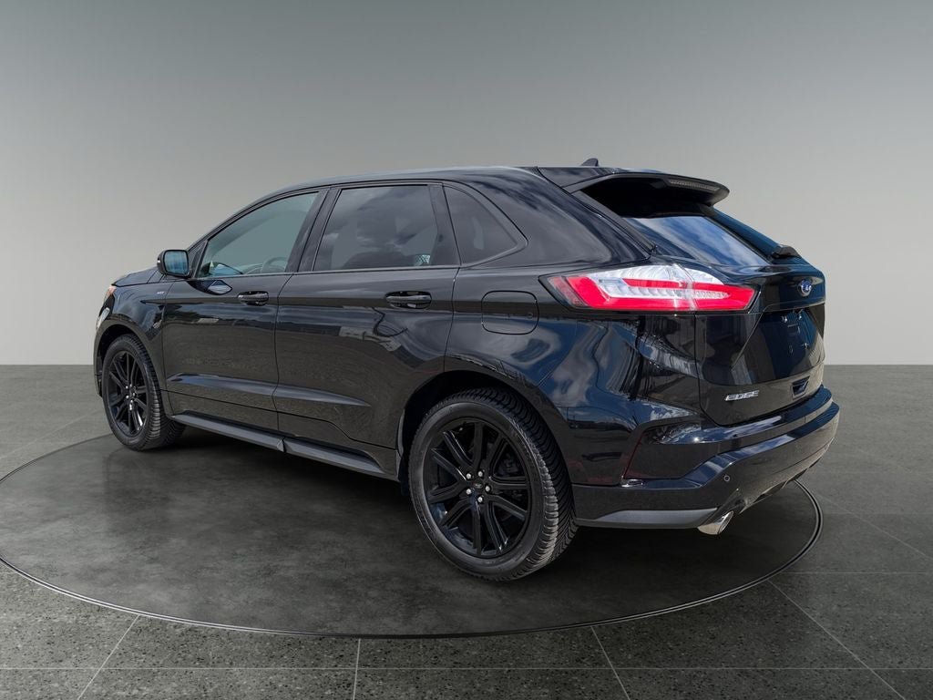 Used 2020 Ford Edge ST-Line w/ Cold Weather Package AWD/4WD image 7