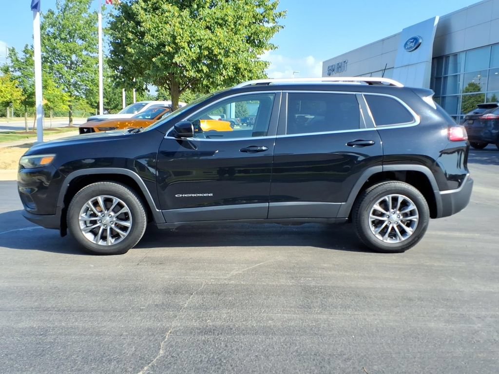 Used 2021 Jeep Cherokee Latitude Lux AWD/4WD image 4