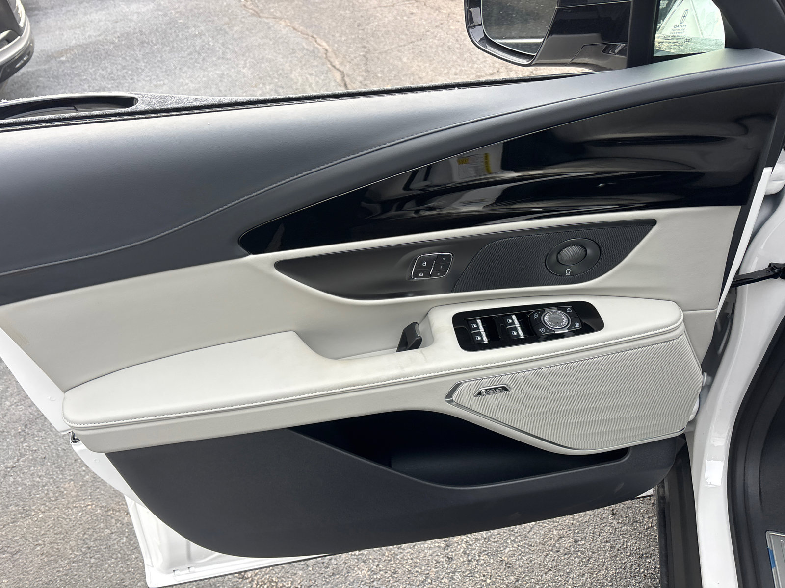 New 2026 Lincoln Nautilus Premier w/ Equipment Group 102A image 11