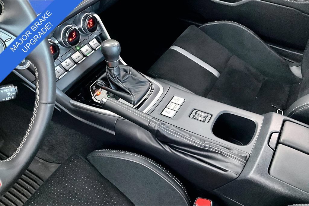 Used 2023 Toyota GR86 Premium w/ ALL Weather Mat Package (TMS) RWD image 18