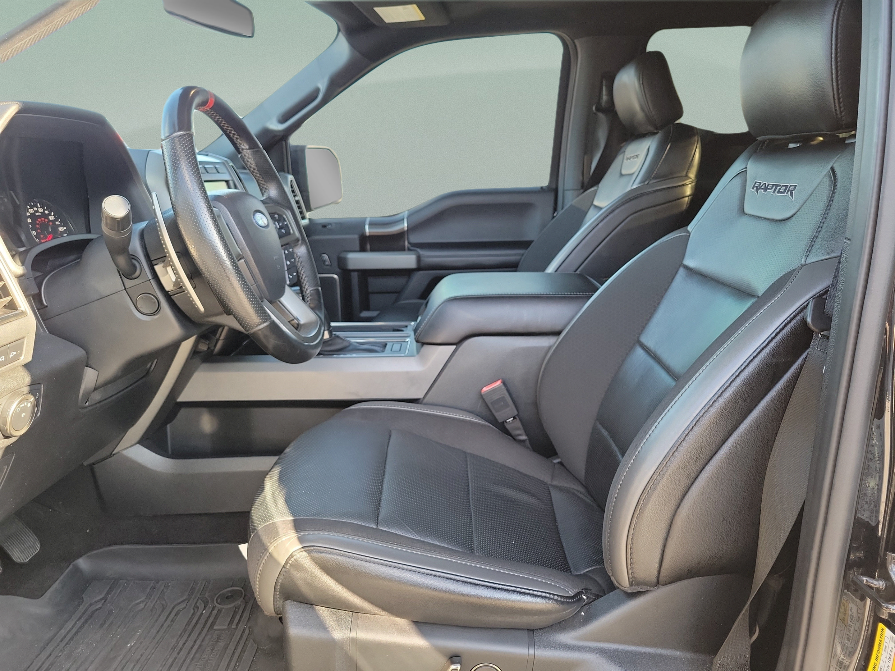 Used 2020 Ford F150 Raptor w/ Equipment Group 802A Luxury AWD/4WD image 15