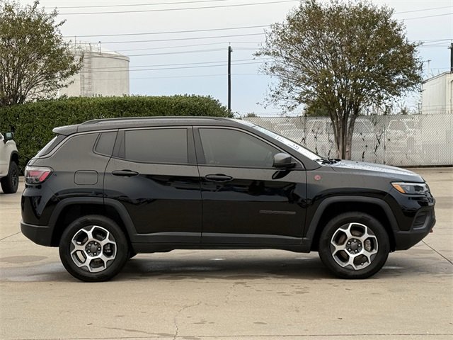 Used 2022 Jeep Compass Trailhawk w/ Trailhawk Elite Group image 3
