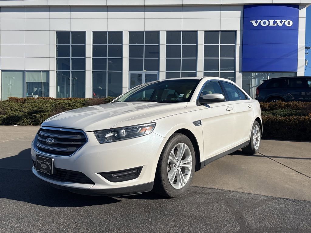 Used 2016 Ford Taurus SEL w/ Equipment Group 201A image 37