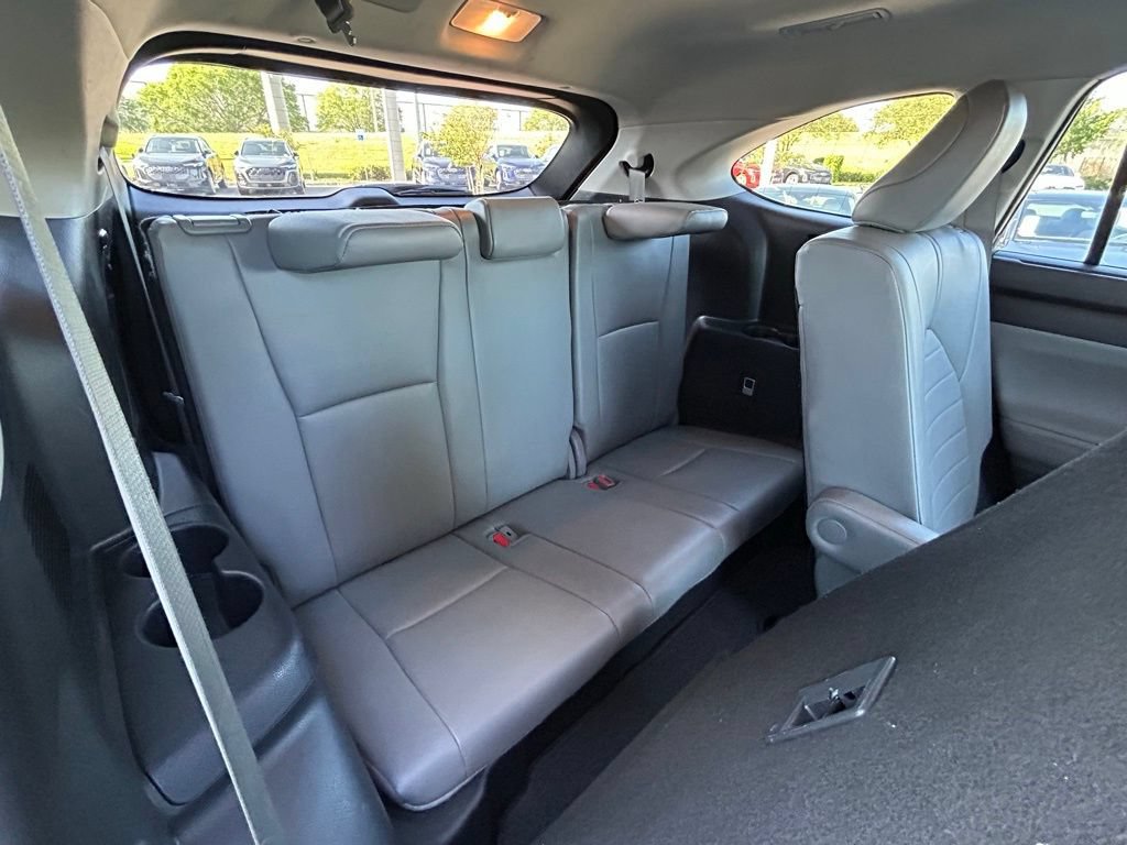 Used 2023 Toyota Highlander XLE FWD image 57