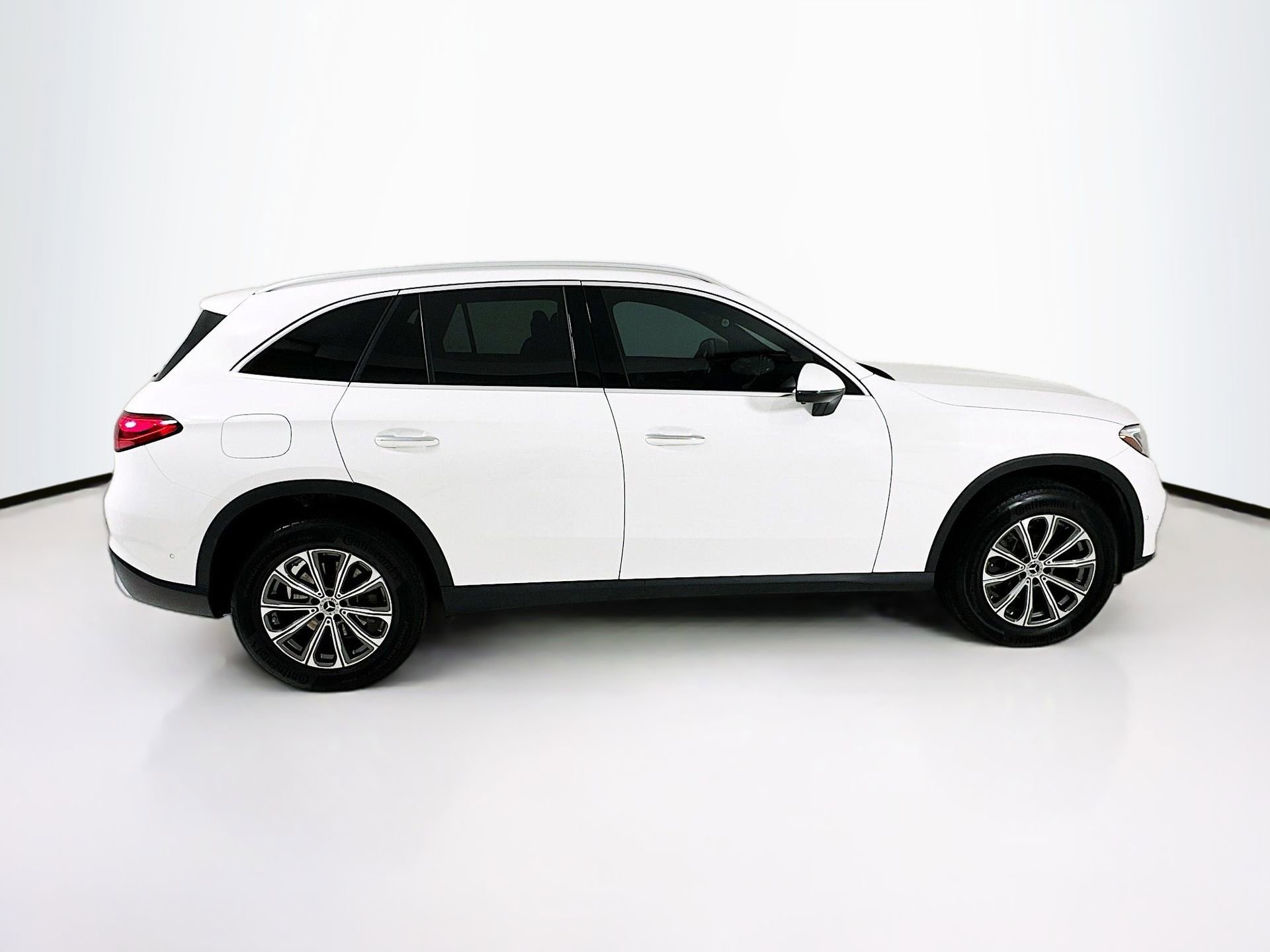 Used 2024 Mercedes-Benz GLC 300 image 9