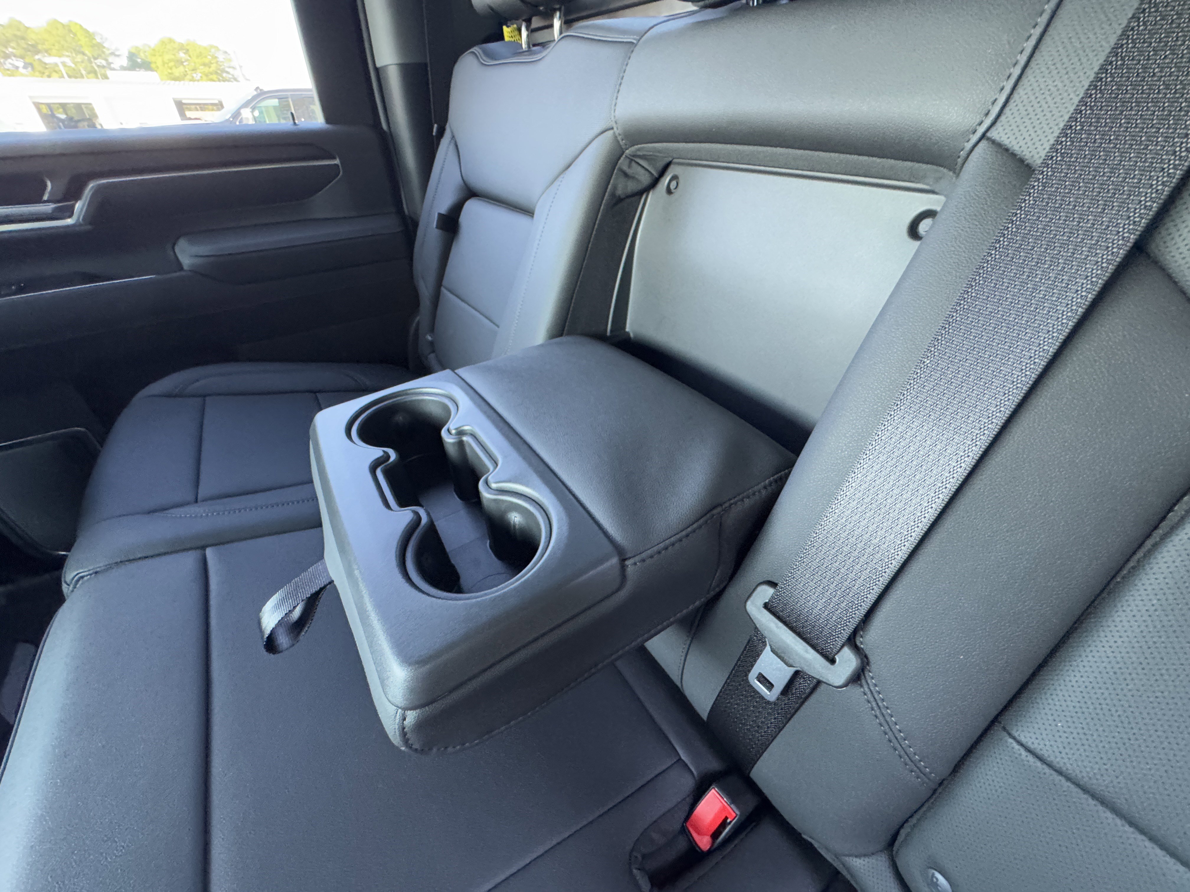 New 2026 GMC Sierra 2500 SLT w/ SLT Premium Package image 17