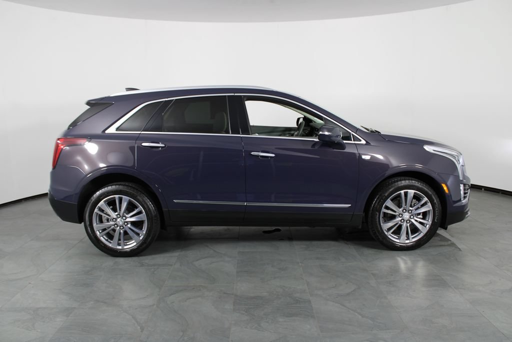 Used 2025 Cadillac XT5 Premium Luxury FWD image 10