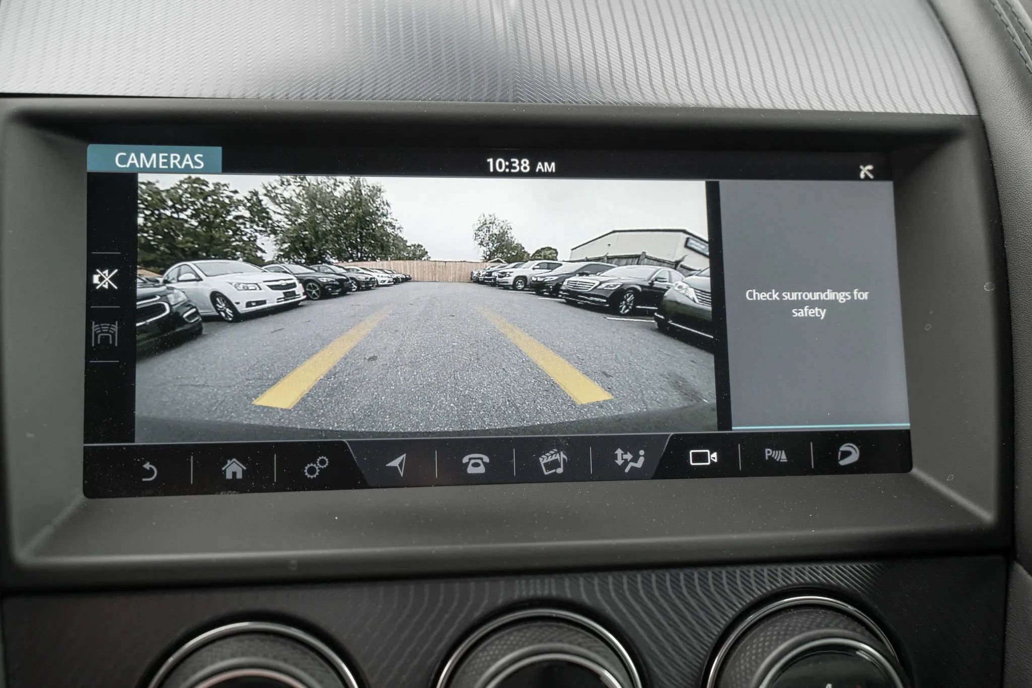 Used 2020 Jaguar F-TYPE R-Dynamic AWD/4WD image 28