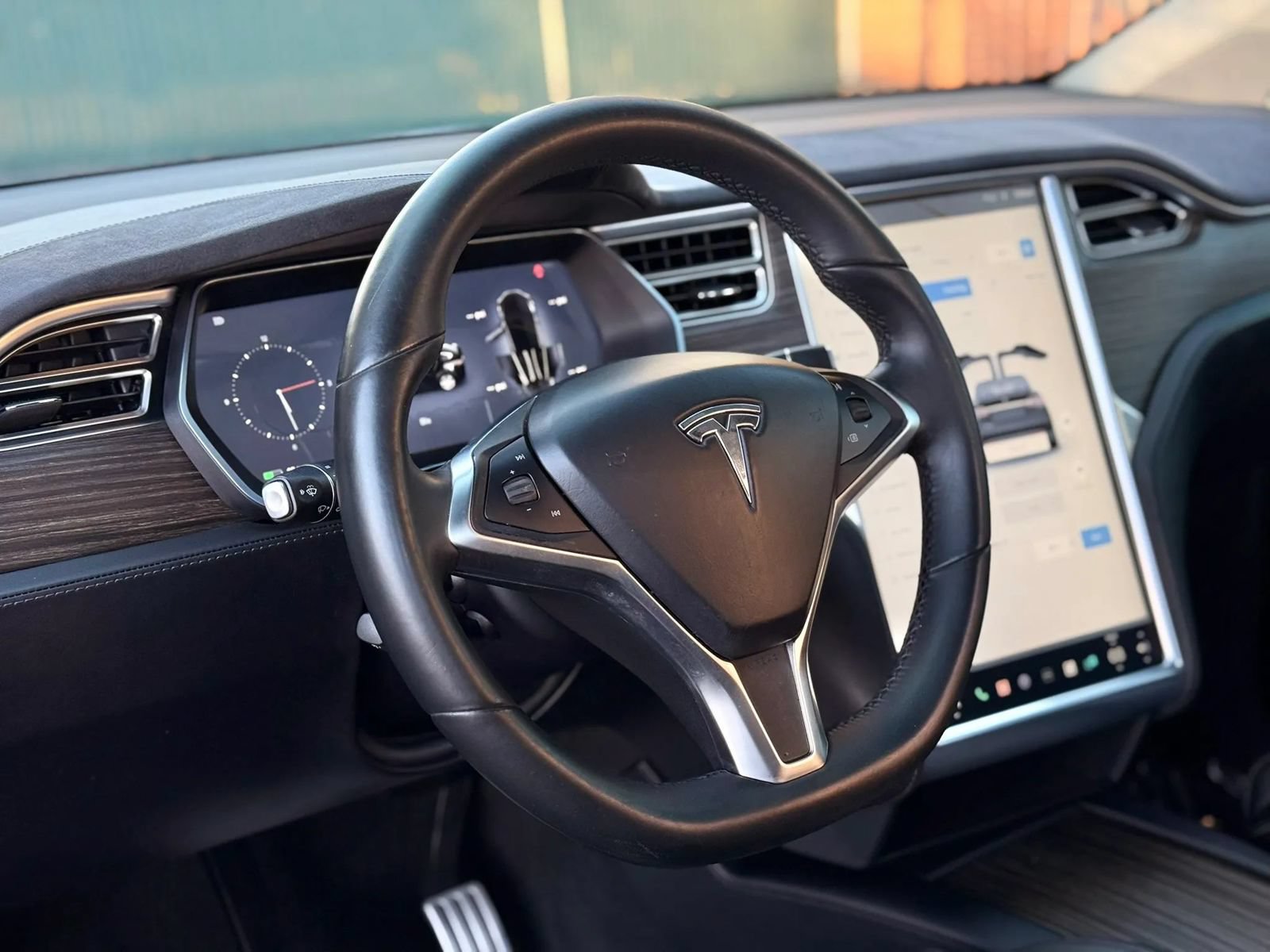Used 2016 Tesla Model X Performance AWD/4WD image 17