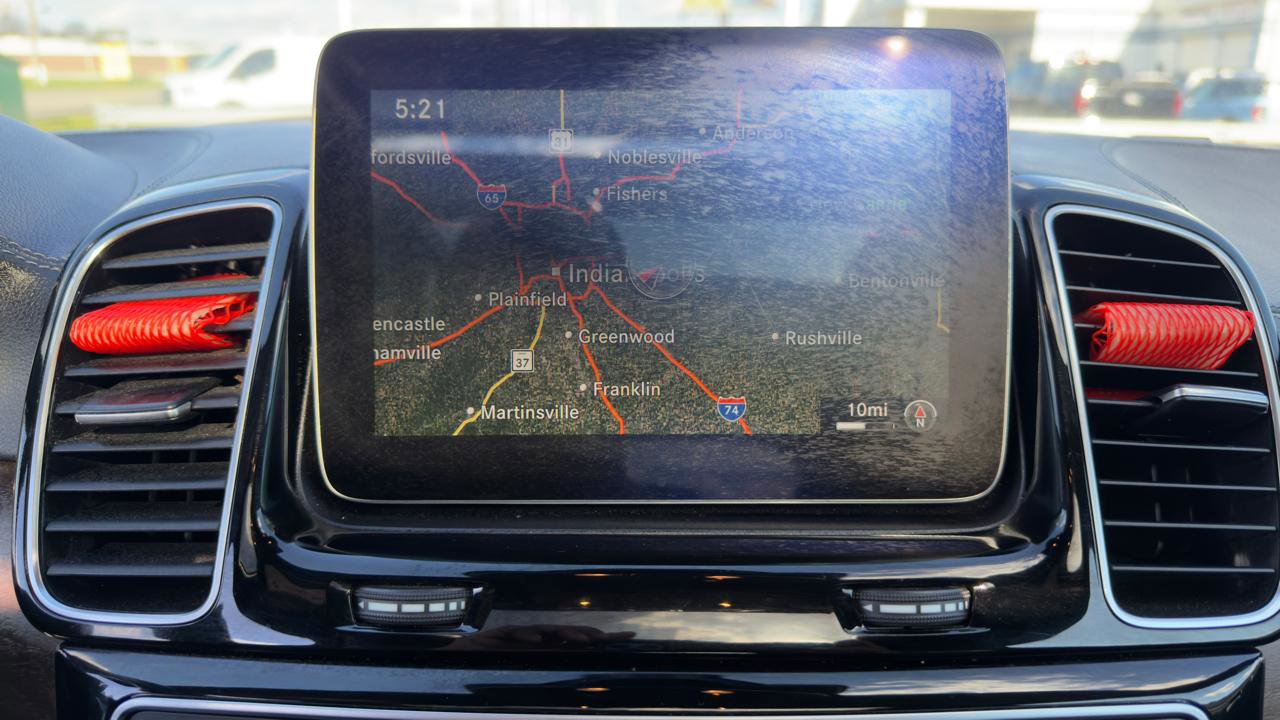 Used 2017 Mercedes-Benz GLS 450 4MATIC image 33