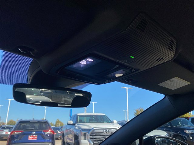 Used 2024 Volkswagen ID.4 Standard image 30