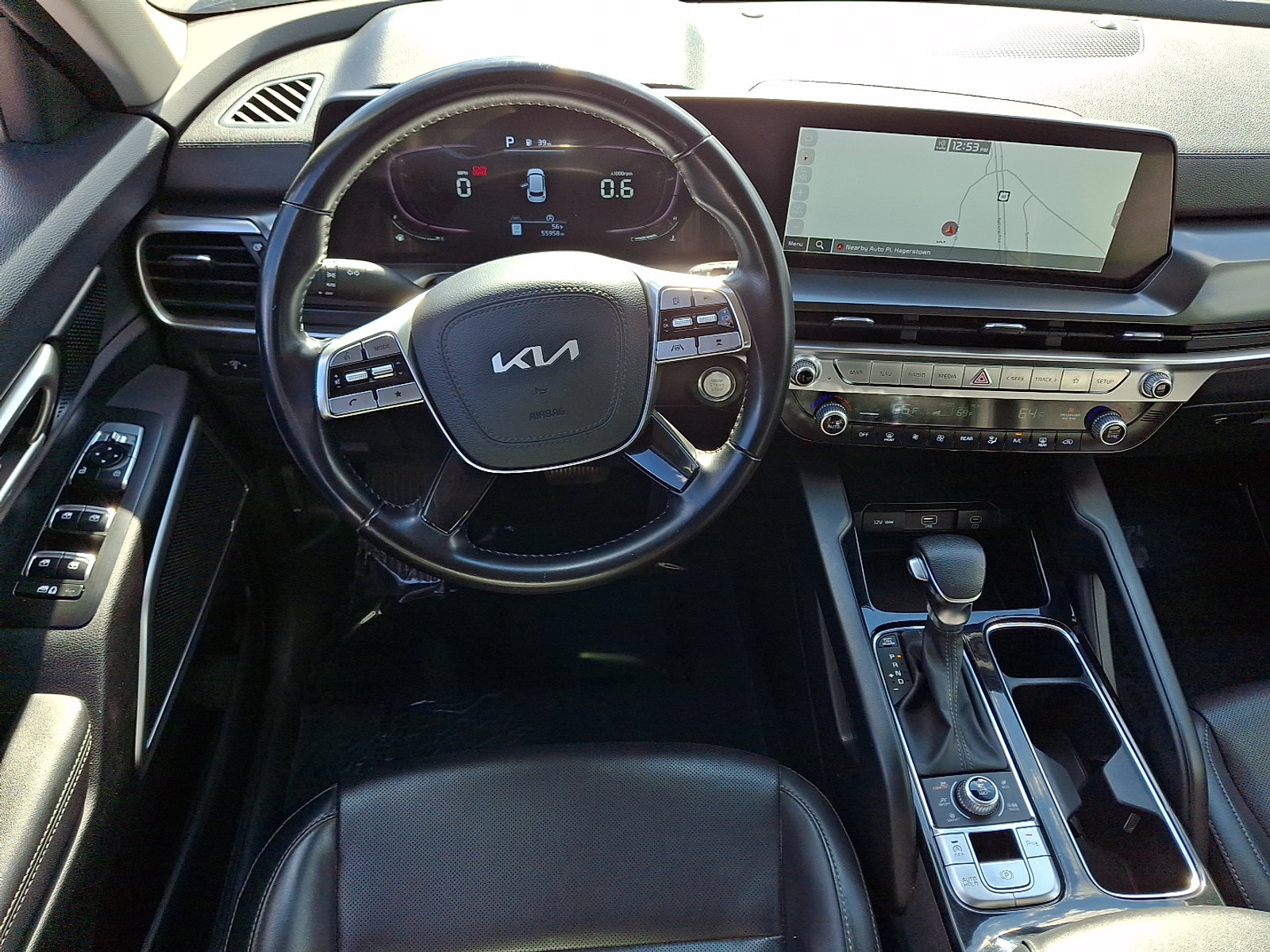 Used 2023 Kia Telluride LX image 12