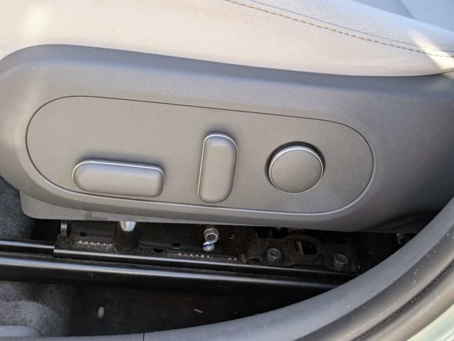 Used 2025 Hyundai Kona SEL FWD image 20