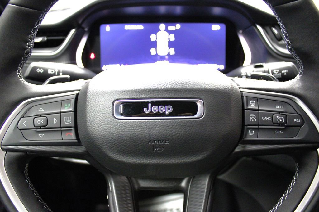 New 2025 Jeep Grand Cherokee Laredo X w/ Luxury Tech Group I image 10