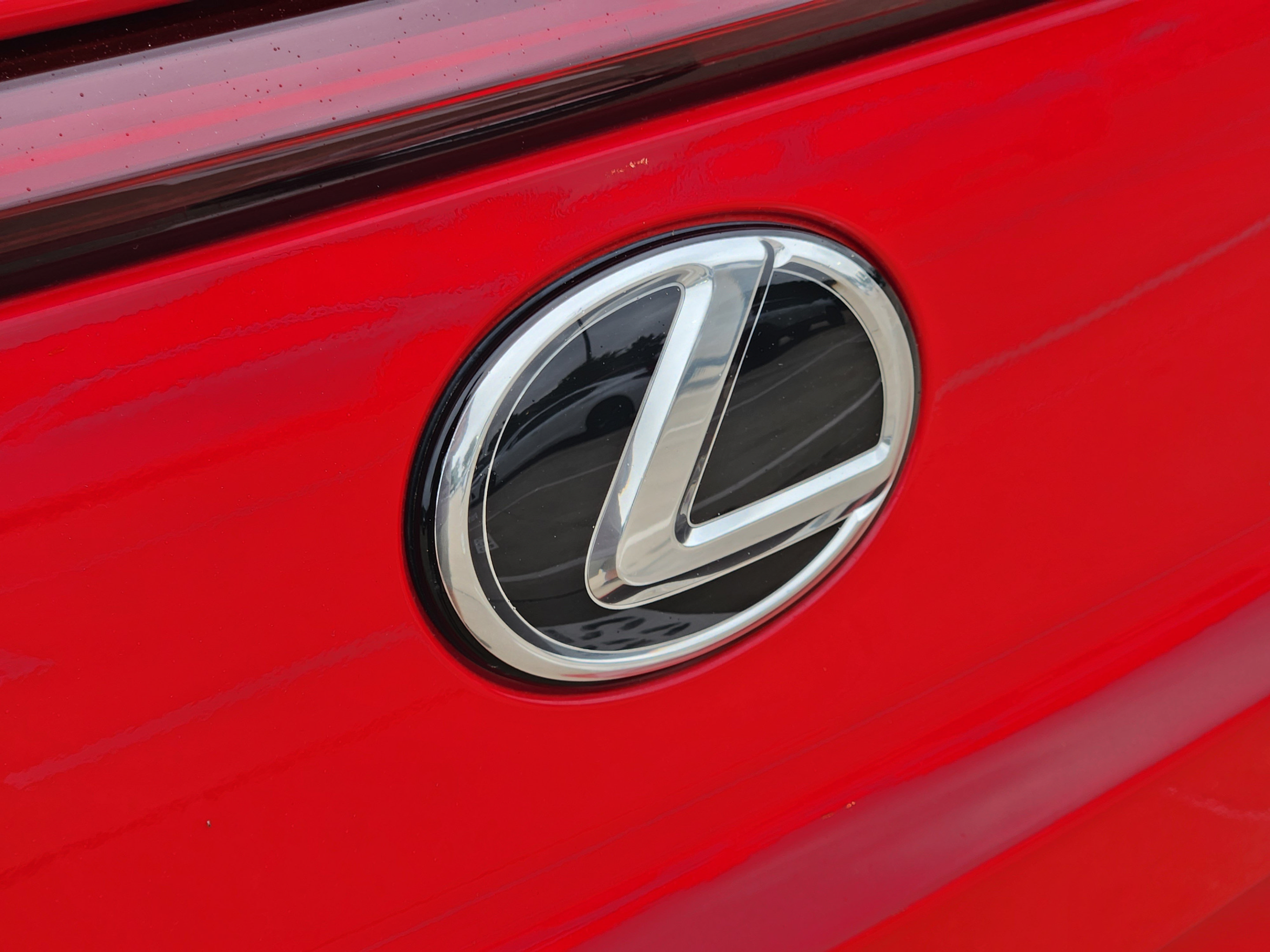 Used 2025 Lexus UX 300h FWD w/ Accessory Package (Z1) image 37