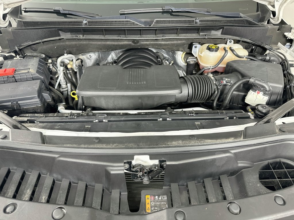 Certified 2023 Cadillac Escalade Sport AWD/4WD image 40