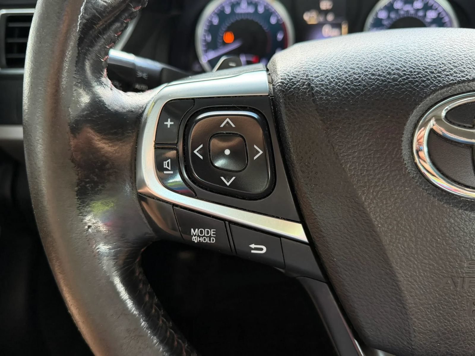 Used 2017 Toyota Camry SE FWD image 21